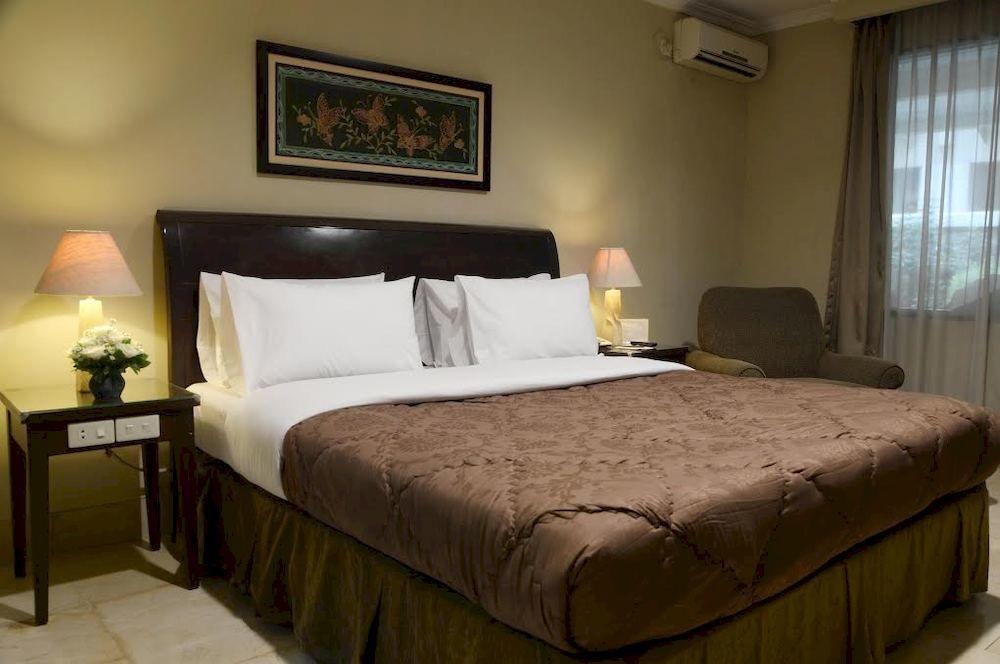 Capital O 534 Sriwijaya Hotel Джакарта Экстерьер фото