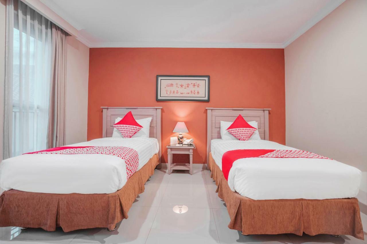 Capital O 534 Sriwijaya Hotel Джакарта Экстерьер фото