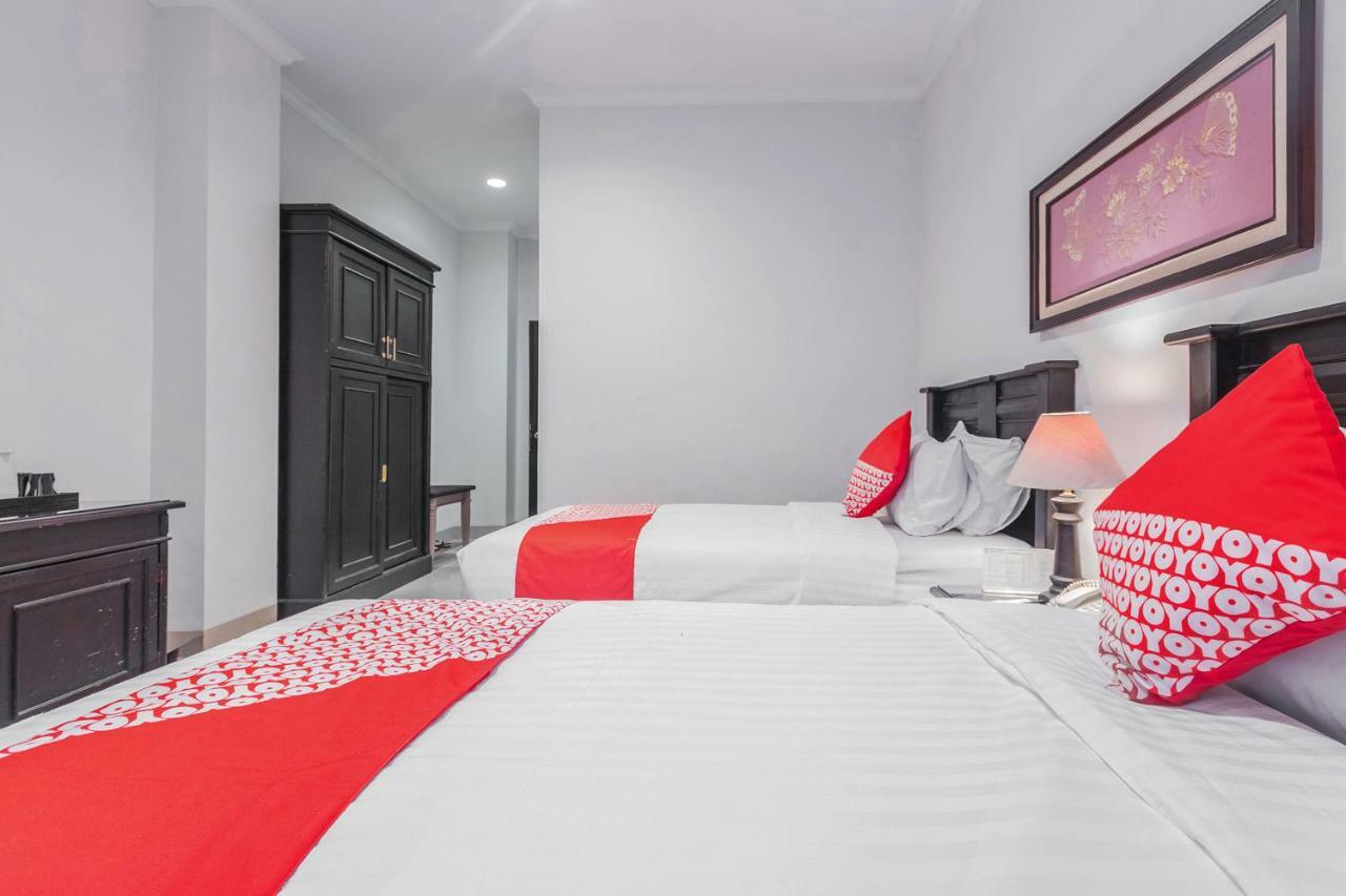 Capital O 534 Sriwijaya Hotel Джакарта Экстерьер фото