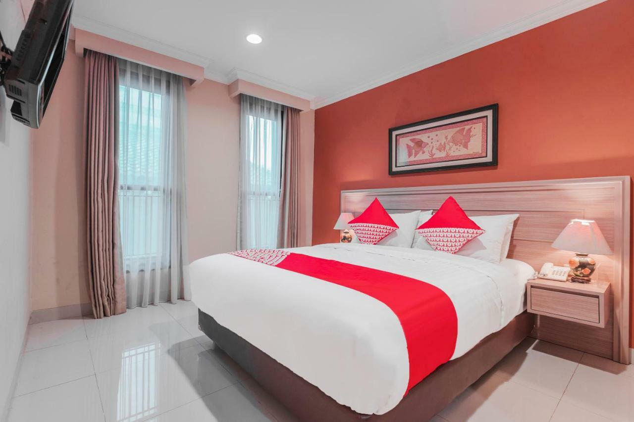 Capital O 534 Sriwijaya Hotel Джакарта Экстерьер фото