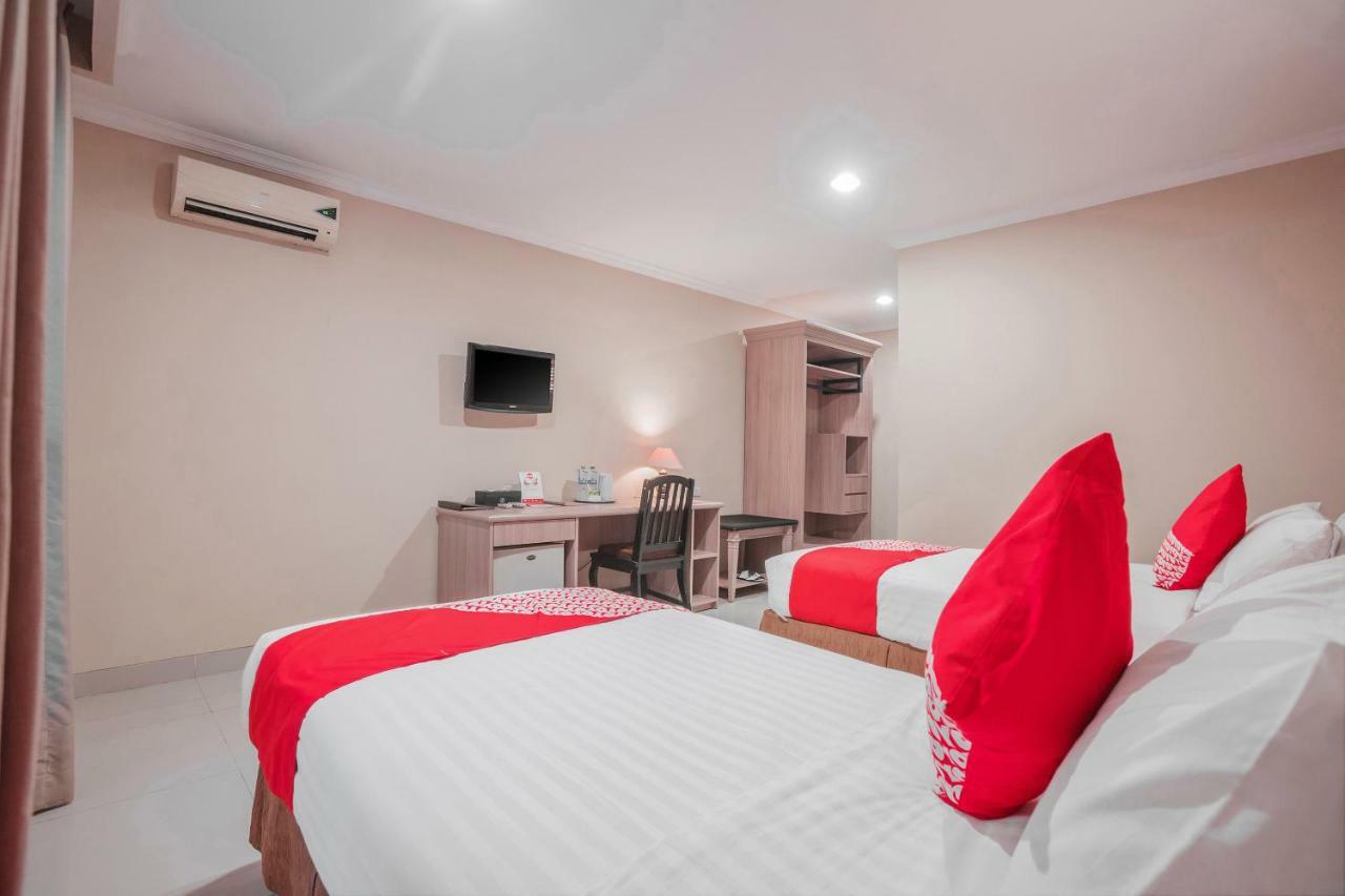 Capital O 534 Sriwijaya Hotel Джакарта Экстерьер фото