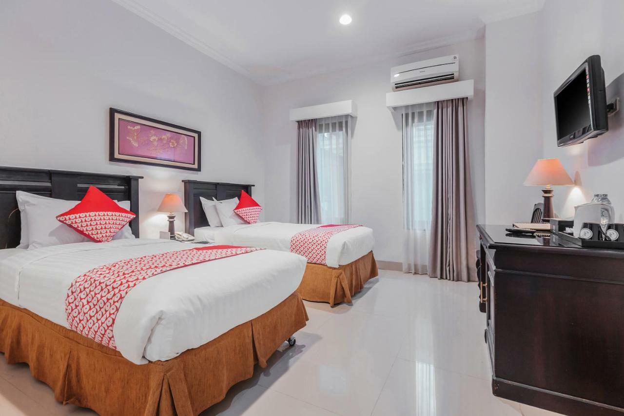 Capital O 534 Sriwijaya Hotel Джакарта Экстерьер фото
