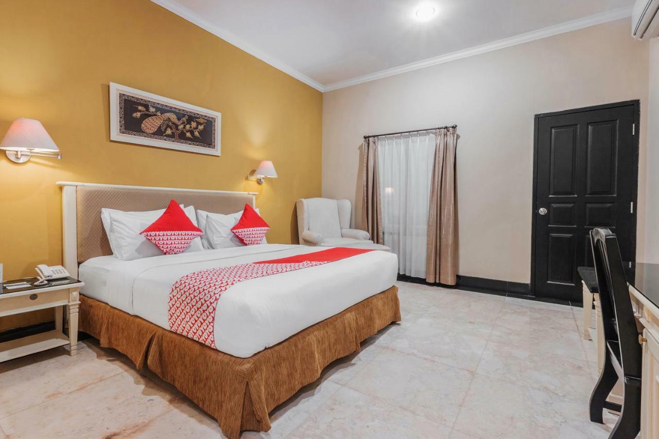 Capital O 534 Sriwijaya Hotel Джакарта Экстерьер фото