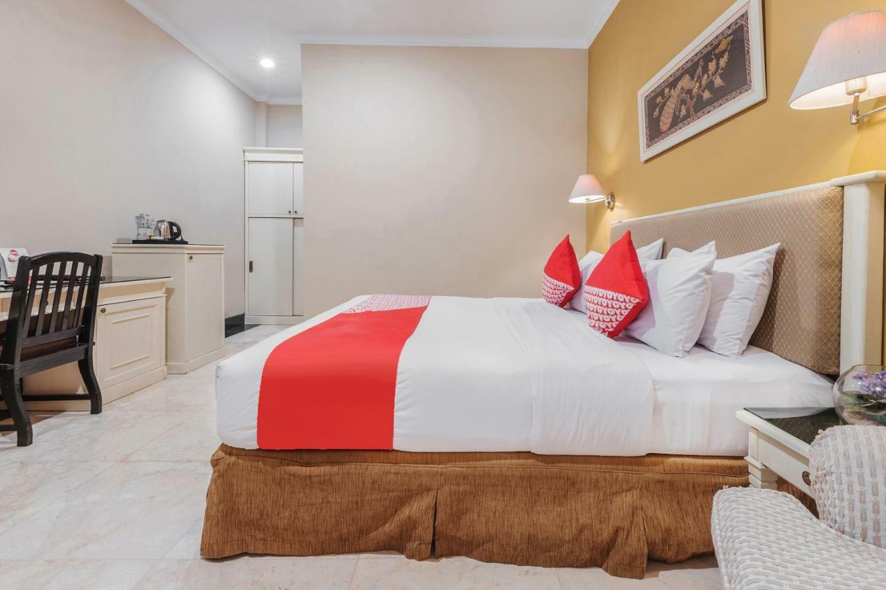Capital O 534 Sriwijaya Hotel Джакарта Экстерьер фото